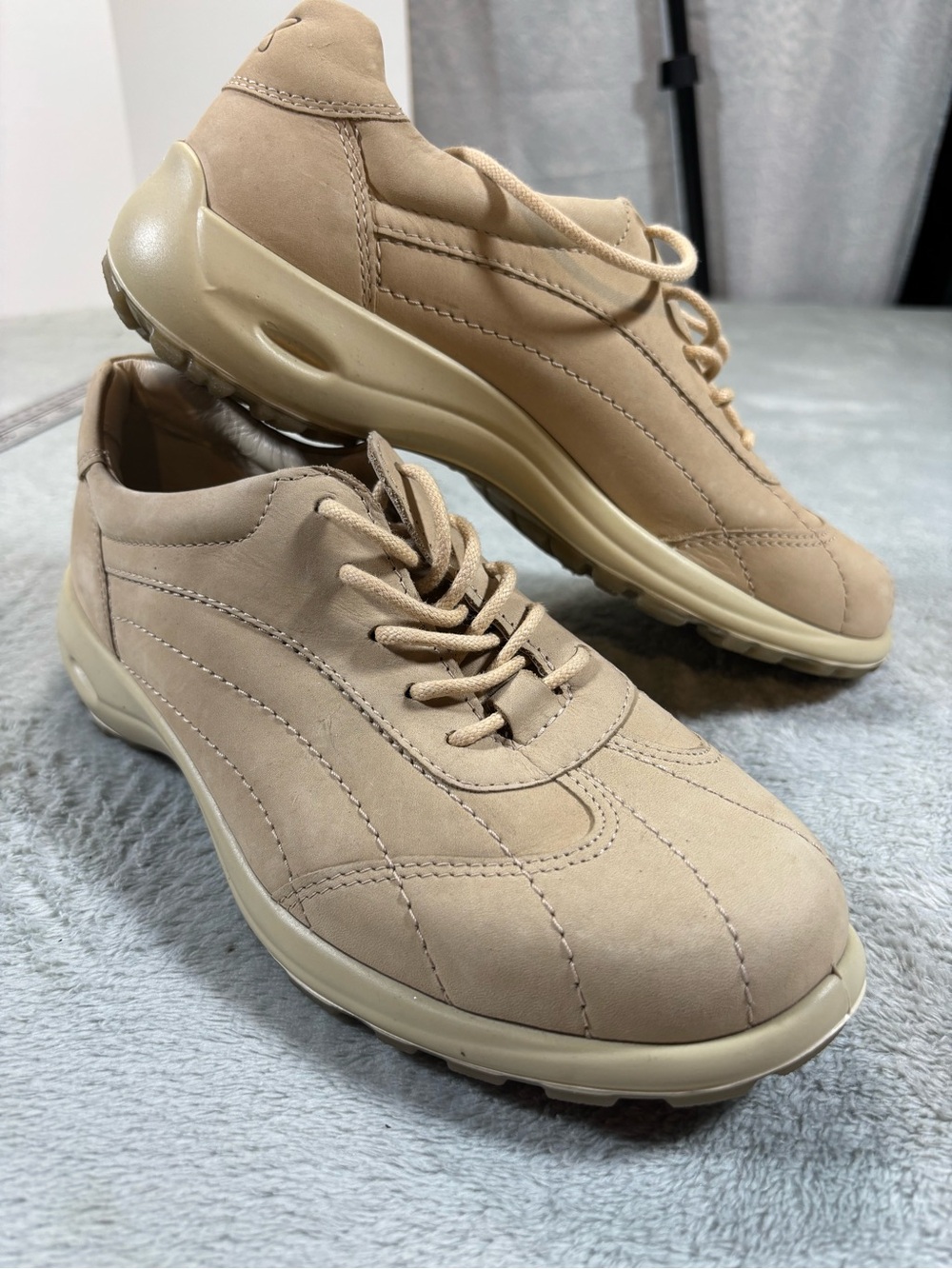 ECCO Beige Leather Shock Point Walking Shoes Sneakers Size 36